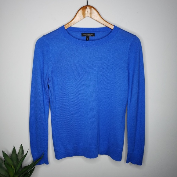 Banana Republic Silk Cashmere Crew-Neck Sweater - Picture 2 of 8